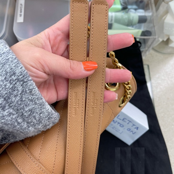 YSL - LARGE ENVELOP BAG - COLOUR: SADDLE - Picture 14 of 15